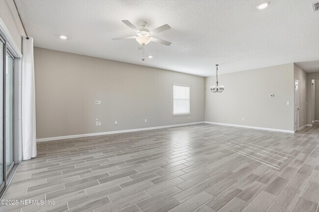 Building Photo - 1762 Amberly Dr