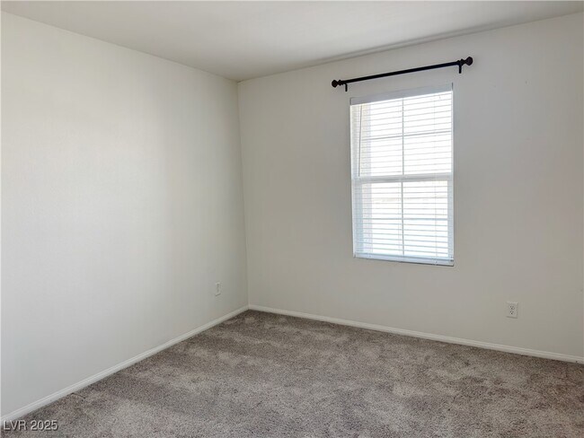 Building Photo - 2900 Aragon Ter Wy