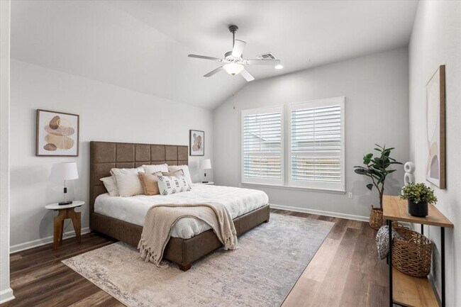 Building Photo - 7909 Catbird Ln