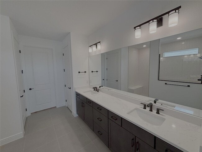 Building Photo - 6360 SW 82nd Pl