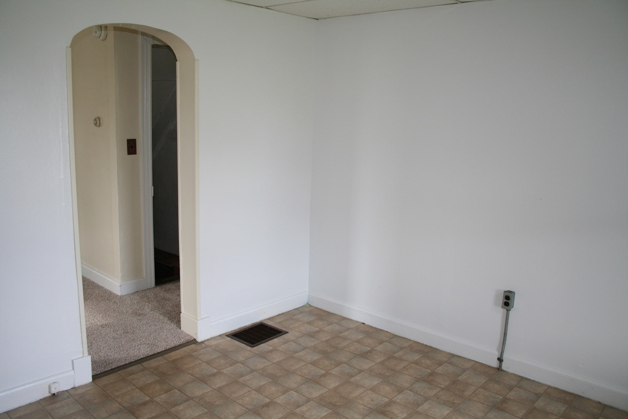Dining Rm left - 2224 Lincoln St