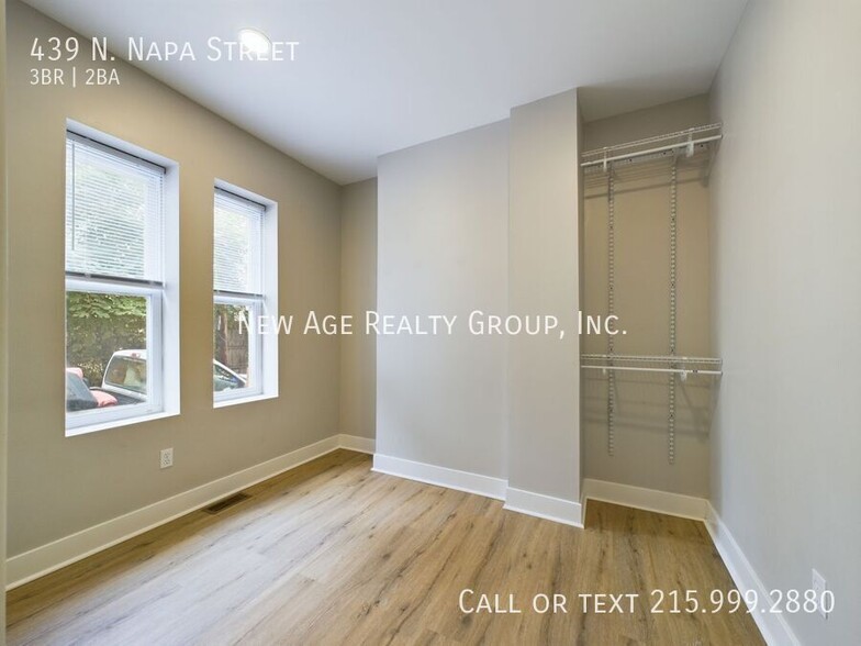 Building Photo - 439 N Napa St