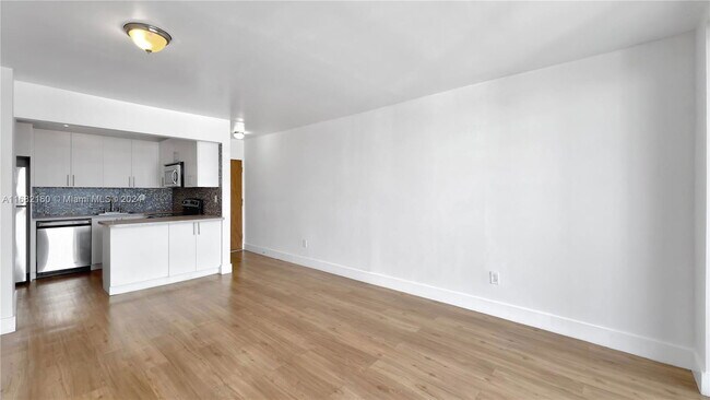 Building Photo - 3661 SW 9th Terrace