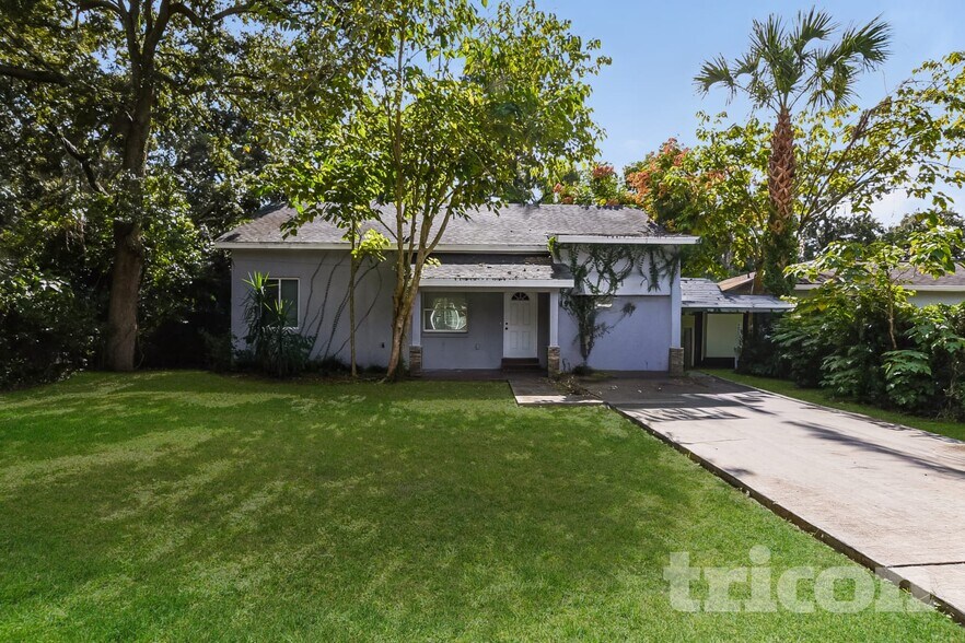 Primary Photo - 1912 Carrigan Ave