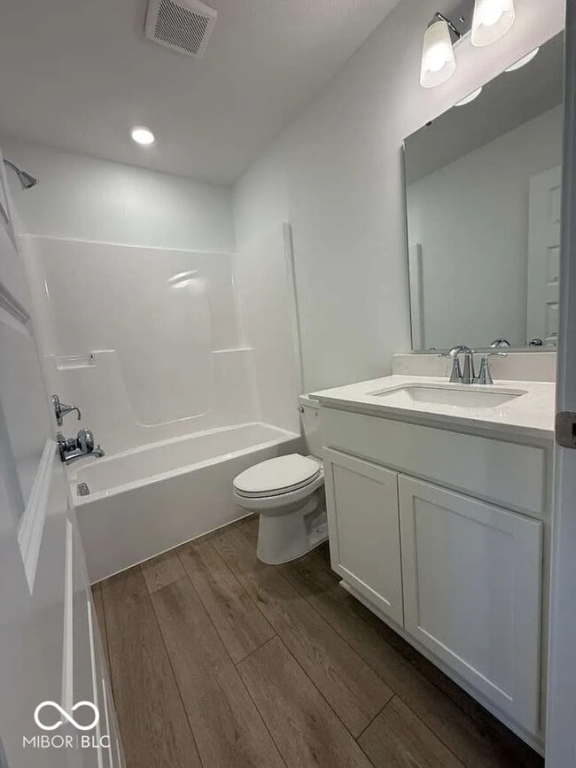 Building Photo - 4923 Gilet Dr