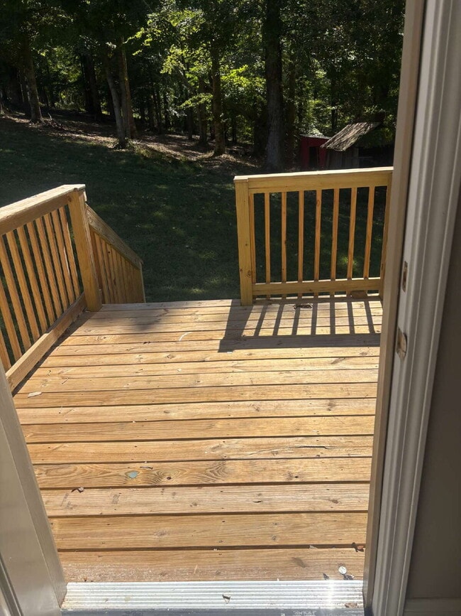 Building Photo - UNIQUE !  3-Bed Home with Scenic Views in ...