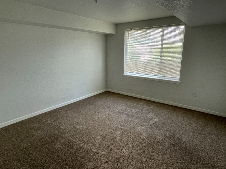 Building Photo - 2830 E College Ave