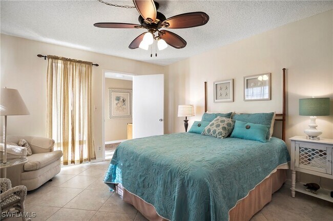 Building Photo - 3443 Gulf Shore Blvd N