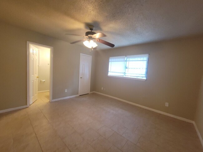 Building Photo - Come and enjoy your new home !