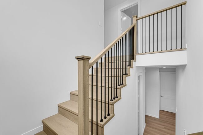 Building Photo - Modern Brand new 5-Bedroom Home for Lease ...
