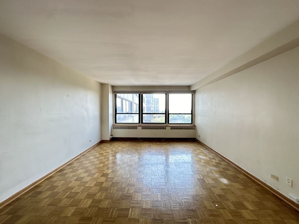 Building Photo - 4180 N Marine Dr