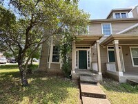 Building Photo - 251 Utterback