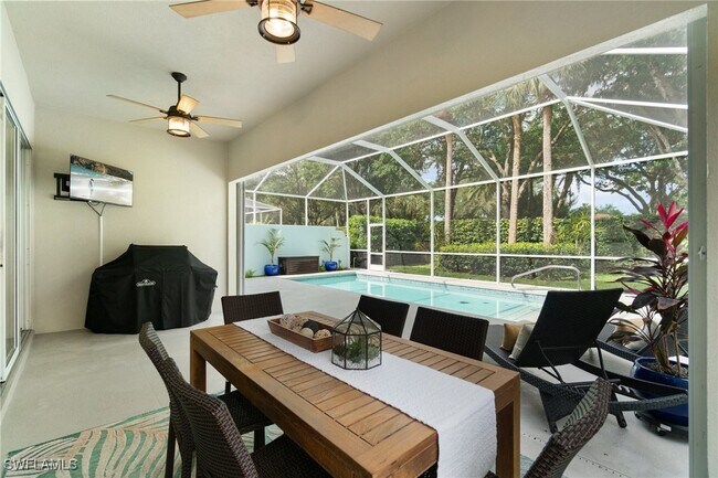 Building Photo - 2733 Island Pond Ln