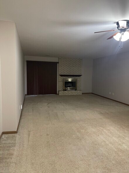 Building Photo - 2109 Porte Deleau Ct