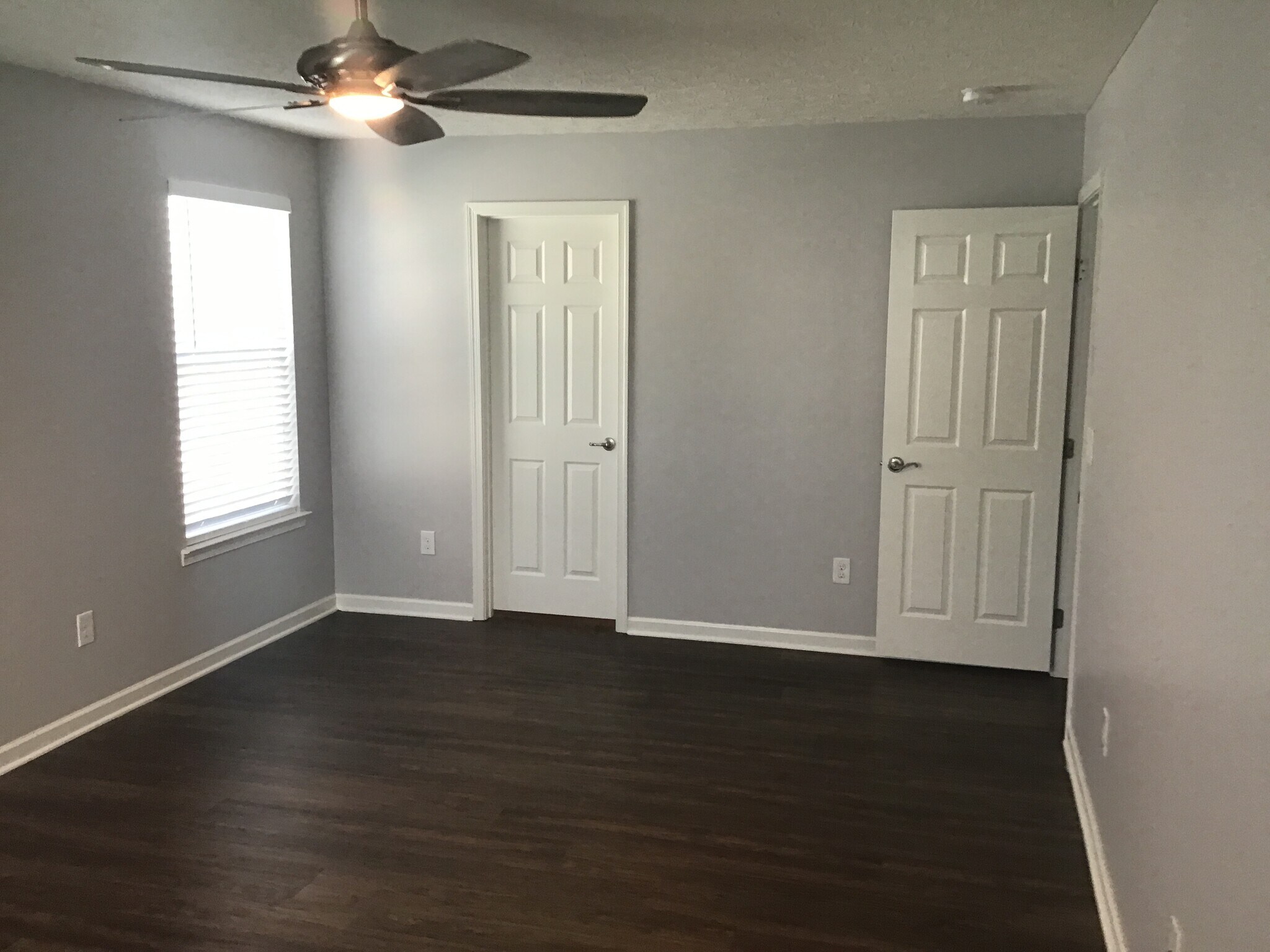 Building Photo - 1141 Promenade Dr