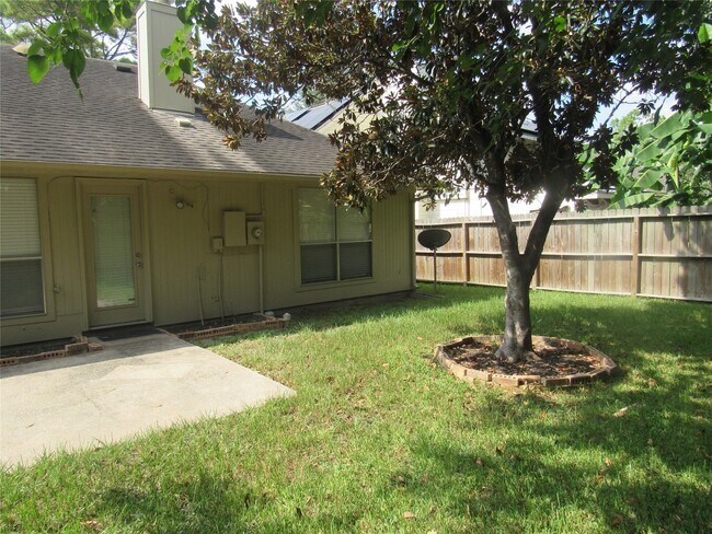 Building Photo - 5418 Imperial Grove Dr
