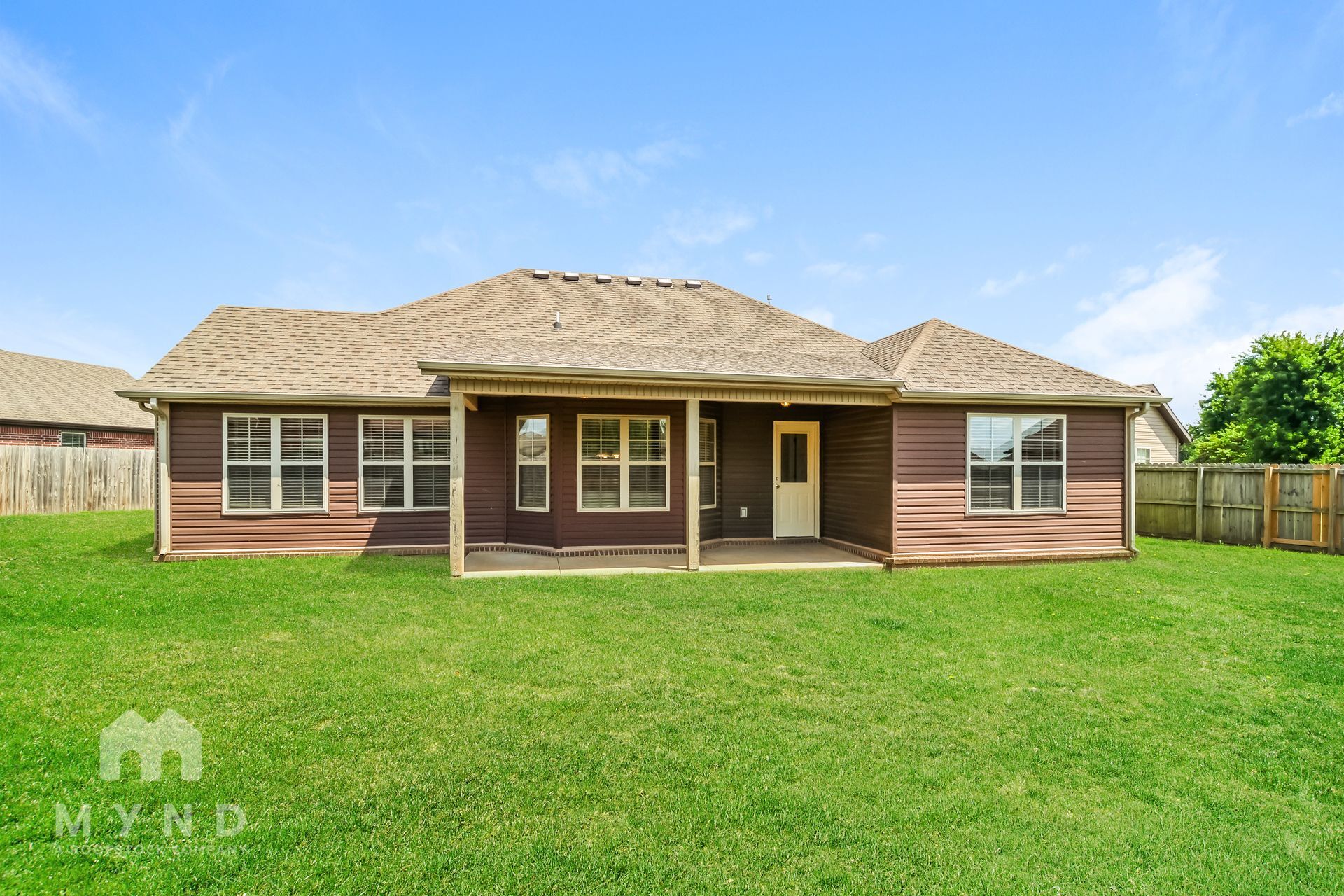 Building Photo - 430 Ravenna Dr