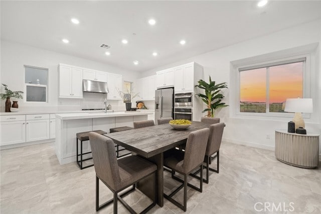 Building Photo - 185 Sentosa