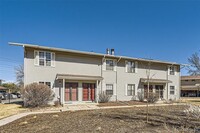 Building Photo - 1922 S Oswego Way