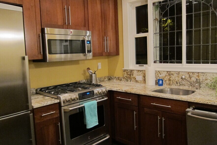 Kitchen - 308 Brookline St.