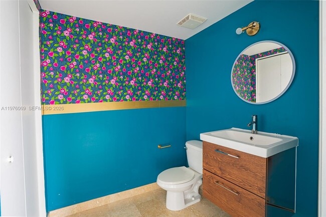 Building Photo - 350 S Miami Ave