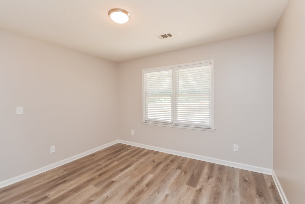 Building Photo - 796 Greenwood Trail SE