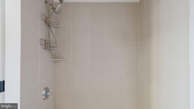 Building Photo - 444 N 4th St