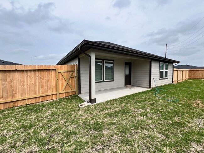 Building Photo - 3719 Bristol Hills Ct
