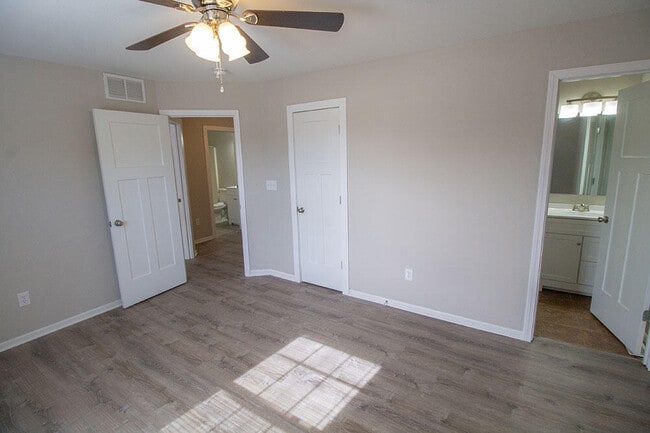 Building Photo - 1401 Bodie Dr