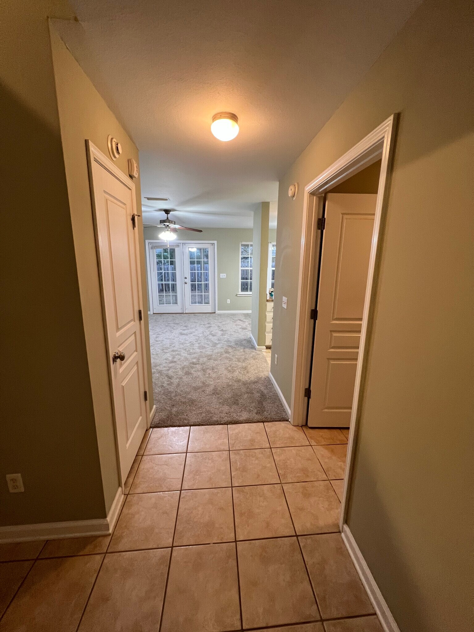 Entrance - 140 Coral Ln