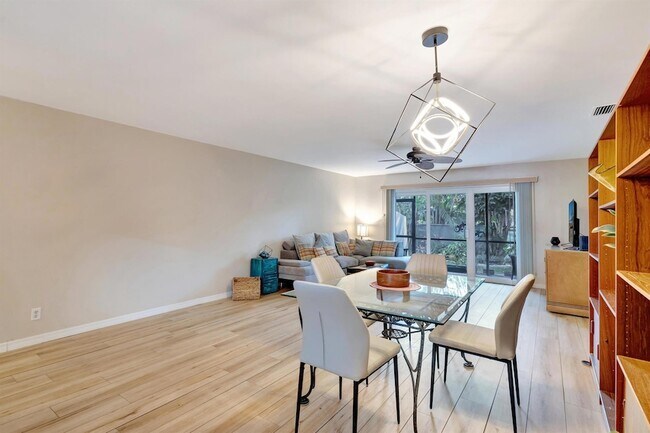 Building Photo - 3110 Surf Way
