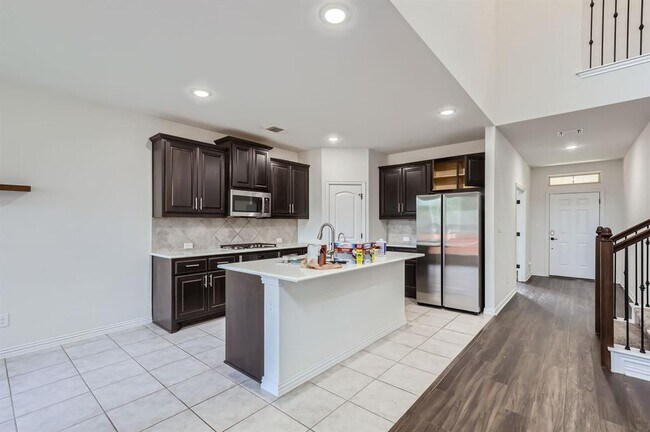Building Photo - 2501 Roaring River Trail
