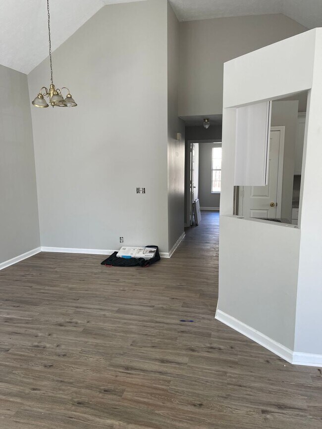 Building Photo - Newly Remodeled Home near Priest Lake