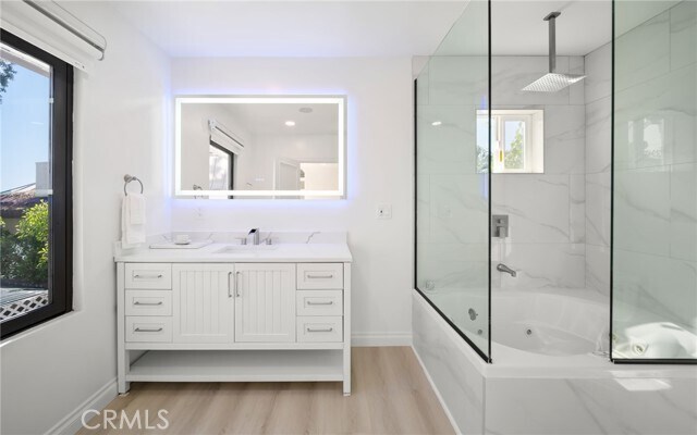 Building Photo - 7930 Vulcan Dr