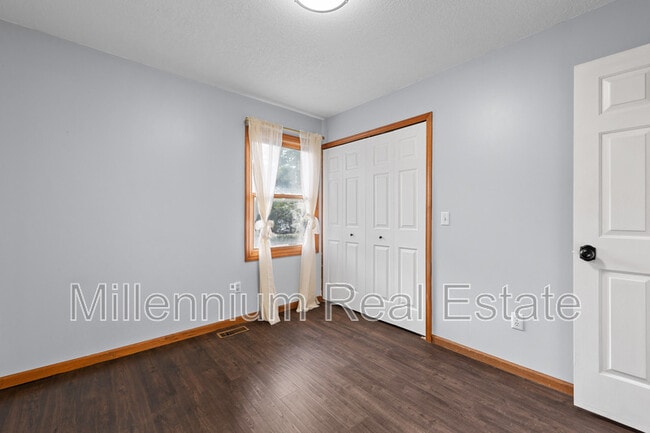 Building Photo - 303 S Saginaw St