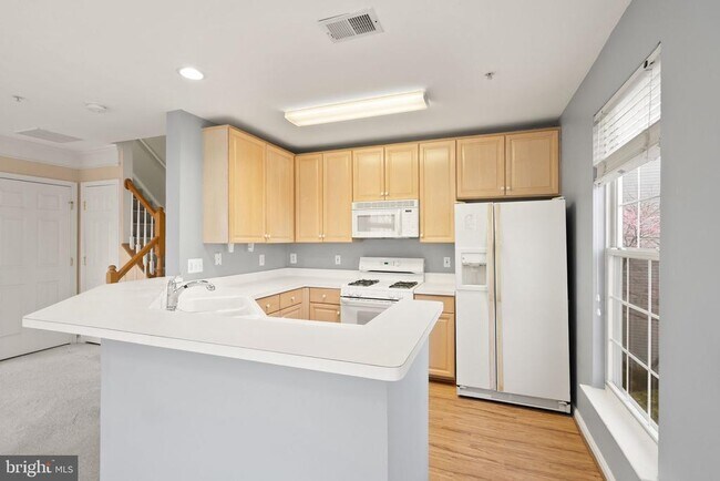 Building Photo - 12739 Fair Crest Ct