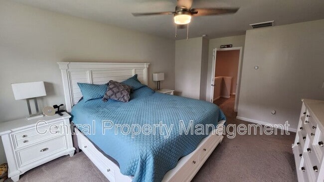 Building Photo - 322 Hunt Glenn Ct