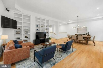 Building Photo - 1830 17th St NW