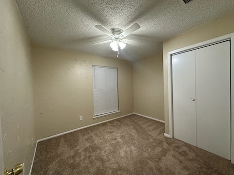 Building Photo - 2101 Deerfield Dr