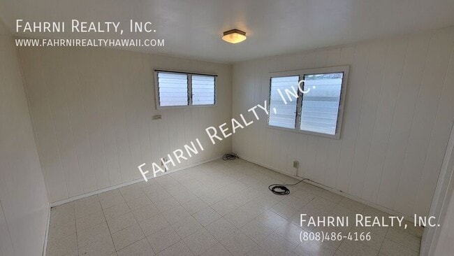 Building Photo - 1009 Maluna St