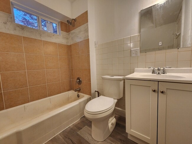 Building Photo - 23628 W Dupage Country Club Dr