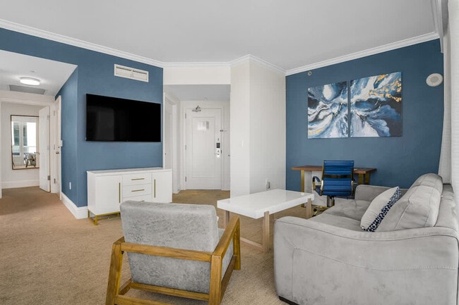 Building Photo - 4401 Collins Ave