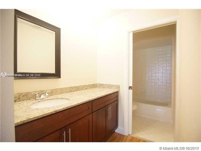 Building Photo - 1559 Springside Dr