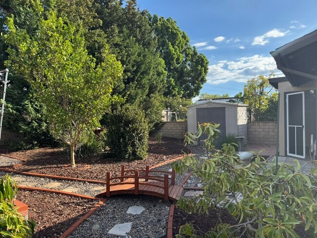 Building Photo - 4559 Westridge Dr