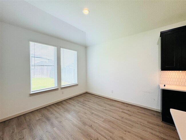 Building Photo - 3011 Jackmans Diamond