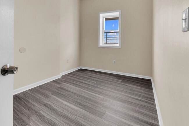 Building Photo - 31A M.L.K. Drive