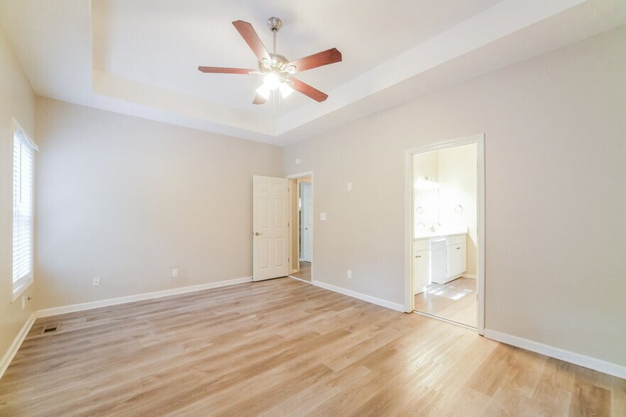 Building Photo - 57 Highland Dr