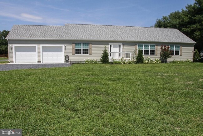 Building Photo - 8 Conover Ln