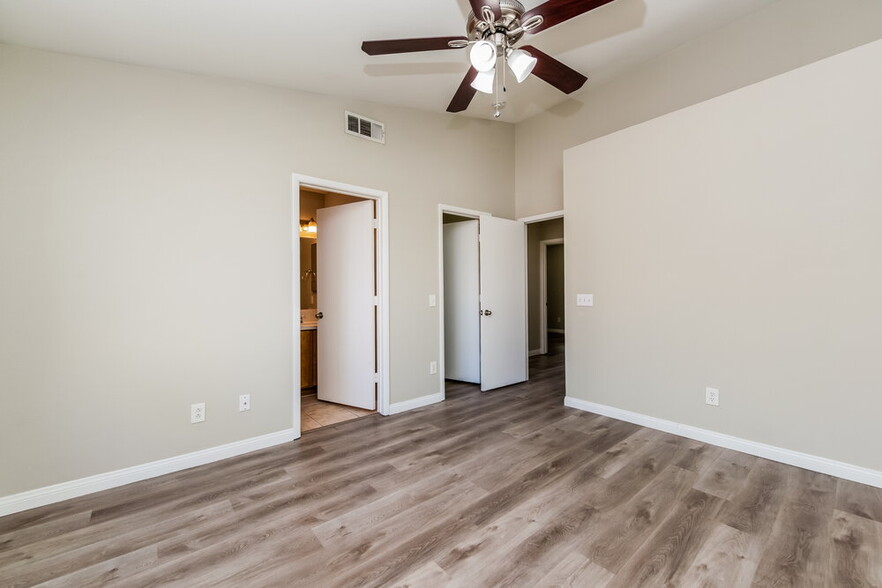 Building Photo - 3008 Silver Canyon Ln