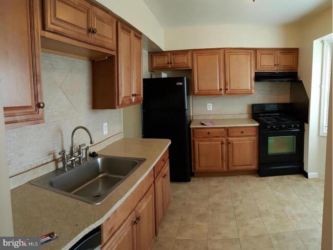 Building Photo - 8091 Community Dr